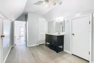 304 E Main St, Bowling Green, FL 33834 - Photo 25