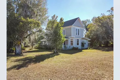 304 E Main Street, Bowling Green, FL 33834 - Photo 1