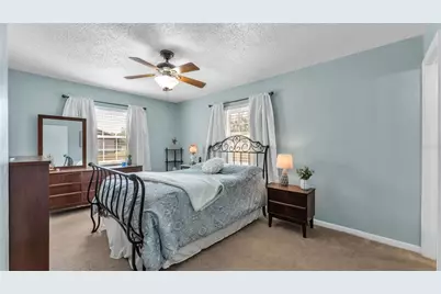 6531 Newman Circle E, Lakeland, FL 33811 - Photo 19