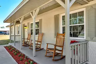 6531 Newman Cir E, Lakeland, FL 33811 - Photo 1