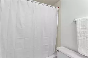 6531 Newman Cir E, Lakeland, FL 33811 - Photo 27