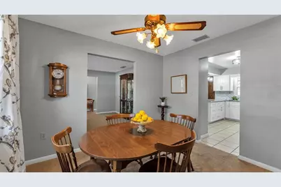 6531 Newman Circle E, Lakeland, FL 33811 - Photo 9