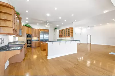 6779 Huntington Hills Boulevard, Lakeland, FL 33810 - Photo 7