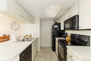 2028 Royal Bay Blvd, Kissimmee, FL 34746 - Photo 13