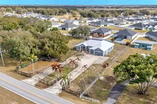 2664 Country Club Rd N, Winter Haven, FL 33881 - Photo 3