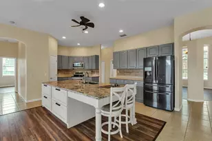 2664 Country Club Rd N, Winter Haven, FL 33881 - Photo 9