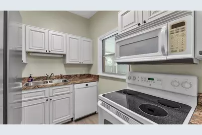 635 W Valencia Court, Bartow, FL 33830 - Photo 11