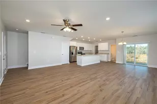 2169 Sutton Ridge Ave, Lakeland, FL 33810 - Photo 7