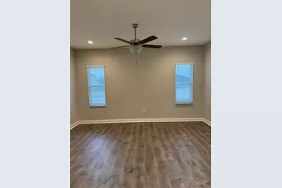 5810 Christiansen Court, Lakeland, FL 33812 - Photo 9