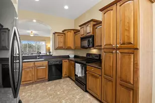 1068 Stoney Creek Dr, Lakeland, FL 33811 - Photo 13