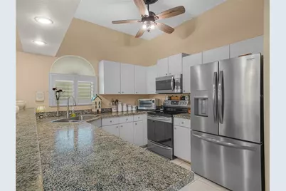5888 Sandpipers Drive, Lakeland, FL 33809 - Photo 9