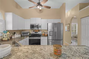 5888 Sandpipers Dr, Lakeland, FL 33809 - Photo 7