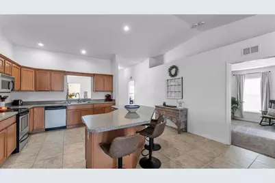 6146 Mission Drive, Lakeland, FL 33812 - Photo 11