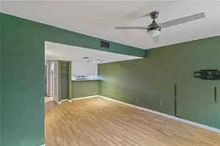 1836 N Crystal Lake Dr, Lakeland, FL 33801 - Photo 7