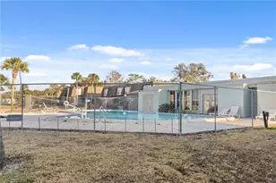 1836 N Crystal Lake Dr, Lakeland, FL 33801 - Photo 25