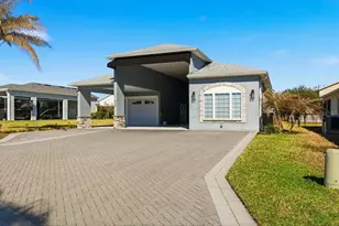 335 Travelers Dr, Polk City, FL 33868 - Photo 3