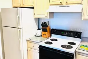 8801 Dunes Ct, Kissimmee, FL 34747 - Photo 17