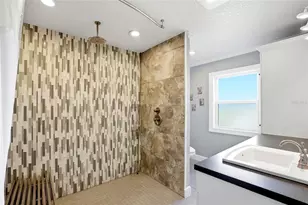 123 S Wiggins Rd, Plant City, FL 33566 - Photo 17