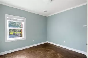 123 S Wiggins Rd, Plant City, FL 33566 - Photo 21