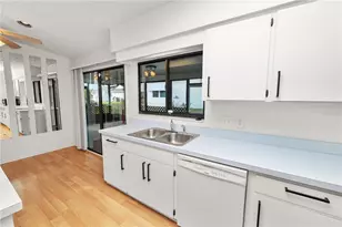 3130 Prairie Dunes Cir W, Lakeland, FL 33810 - Photo 11