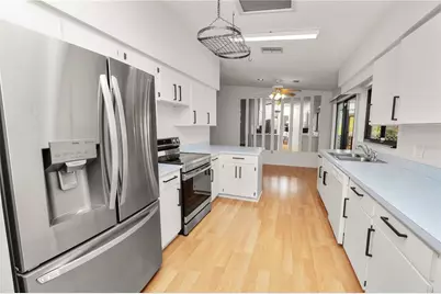 3130 Prairie Dunes Circle W, Lakeland, FL 33810 - Photo 9