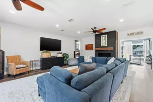 5225 Glenmore Dr, Lakeland, FL 33813 - Photo 5