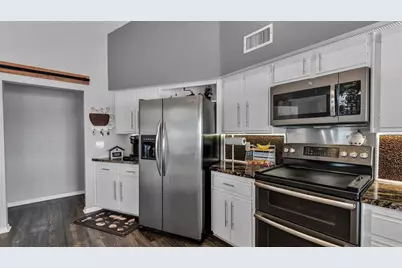 2865 Hammock Drive, Plant City, FL 33566 - Photo 13