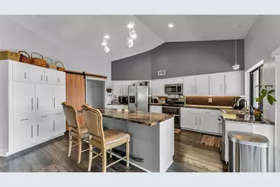 2865 Hammock Drive, Plant City, FL 33566 - Photo 11