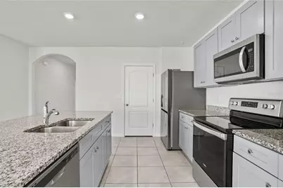 5619 Siltstone Street, Lakeland, FL 33811 - Photo 3