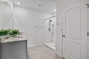 5619 Siltstone St, Lakeland, FL 33811 - Photo 13
