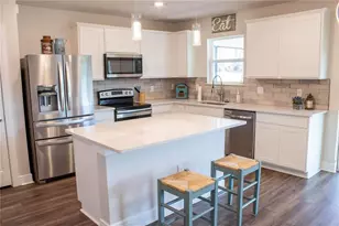 3887 Spruce Creek Dr, Lakeland, FL 33811 - Photo 3