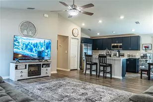 928 Aruba Ave, Mulberry, FL 33860 - Photo 9