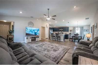 928 Aruba Avenue, Mulberry, FL 33860 - Photo 7