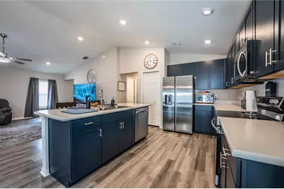 928 Aruba Avenue, Mulberry, FL 33860 - Photo 17