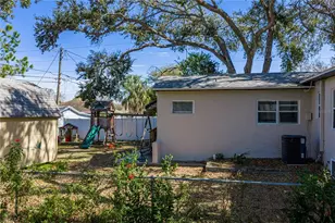 2813 59th Ave N, Saint Petersburg, FL 33714 - Photo 41