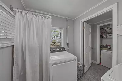 2813 59th Avenue N, Saint Petersburg, FL 33714 - Photo 35