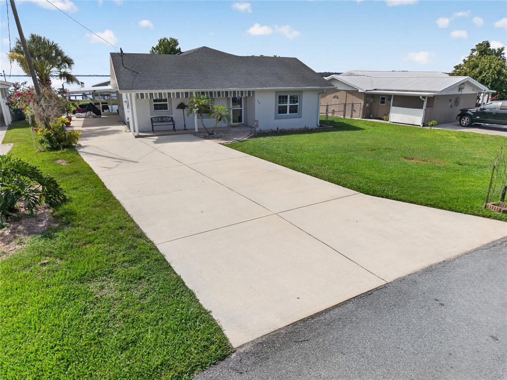 148 N Lake Reedy Blvd - 148 N Lake Reedy Blvd, Frostproof, FL 33843 Luxury Property | Jose Angel Pina