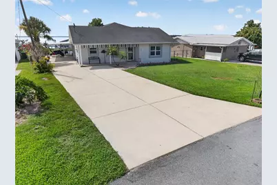 148 N Lake Reedy Boulevard, Frostproof, FL 33843 - Photo 1