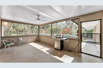 6400 Forestwood Drive E, Lakeland, FL 33811 - Photo 39
