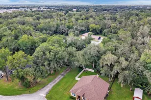 6400 Forestwood Dr E, Lakeland, FL 33811 - Photo 9