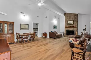 6400 Forestwood Dr E, Lakeland, FL 33811 - Photo 7