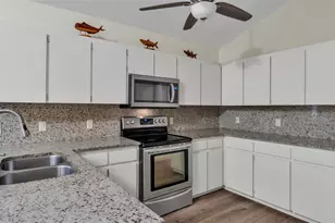 6400 Forestwood Dr E, Lakeland, FL 33811 - Photo 13