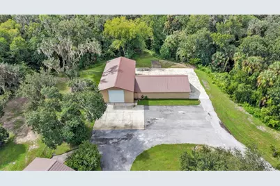 6400 Forestwood Drive E, Lakeland, FL 33811 - Photo 7