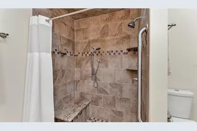 6400 Forestwood Drive E, Lakeland, FL 33811 - Photo 29