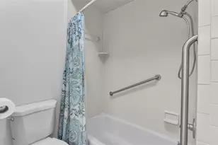 6400 Forestwood Dr E, Lakeland, FL 33811 - Photo 37