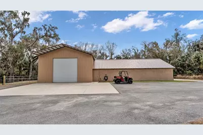 6400 Forestwood Drive E, Lakeland, FL 33811 - Photo 39