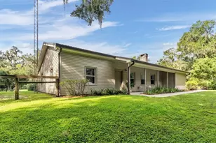 6400 Forestwood Dr E, Lakeland, FL 33811 - Photo 13