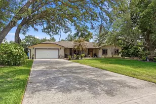 64 Pine Forest Dr, Haines City, FL 33844 - Photo 3