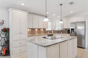 6636 Westchester Dr NE, Winter Haven, FL 33881 - Photo 17