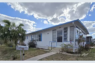 1805 Blue Lake Drive, Lakeland, FL 33801 - Photo 3